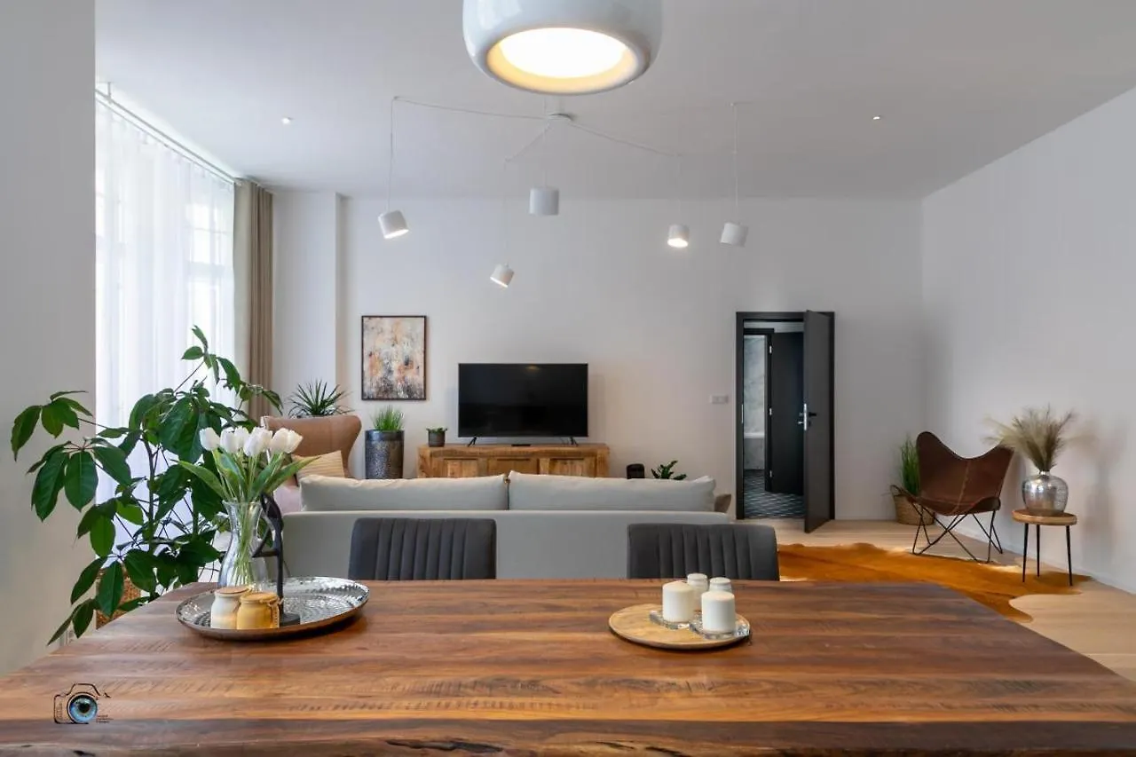 Sting Old Town Ostrava Apartment